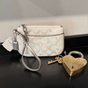 Coach Kyra White Wristlet with Silver Leather 2011